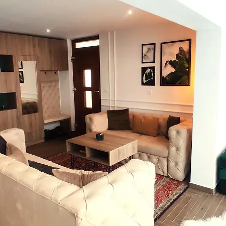 Pine Vlašić Apartment